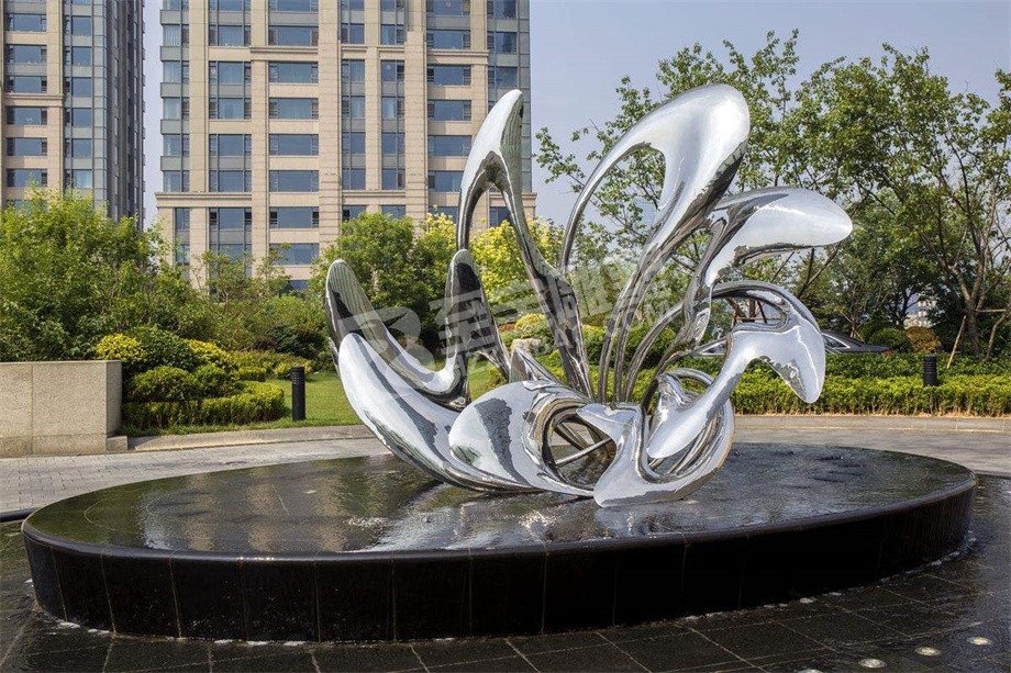 小區(qū)水池擺件鏡面花不銹鋼雕塑定制