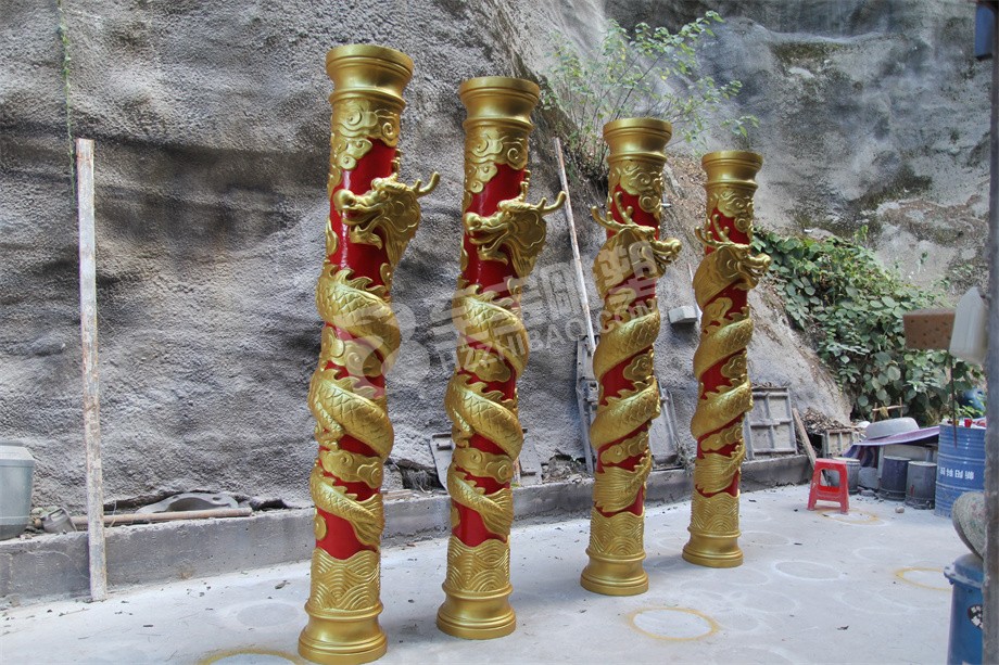金色彩繪蟠龍柱玻璃鋼雕塑圓雕設計定制