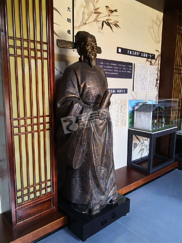 古代歷史人物雕像玻璃鋼仿黃銅玻璃鋼仿鑄銅雕塑設(shè)計定制