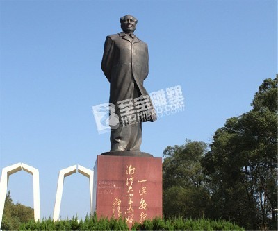 園林當中有哪些常用的名人雕塑呢？