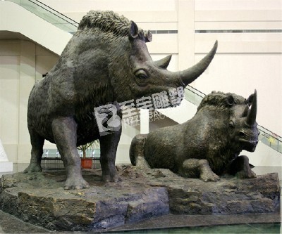 杭州雕塑廠(chǎng)家分享：雕塑應(yīng)該怎么設(shè)計(jì)呢？